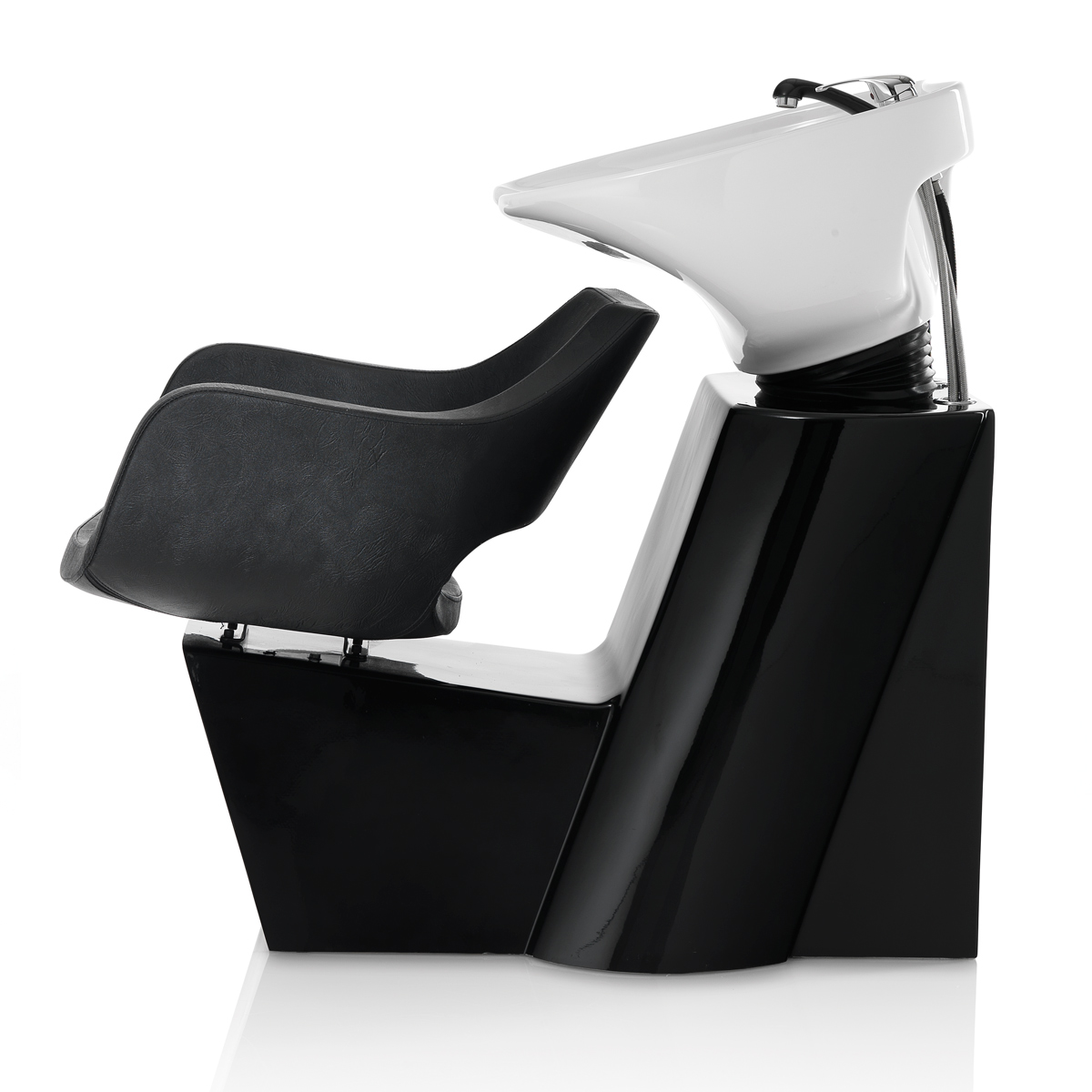 Indi washing unit with black base and black chair