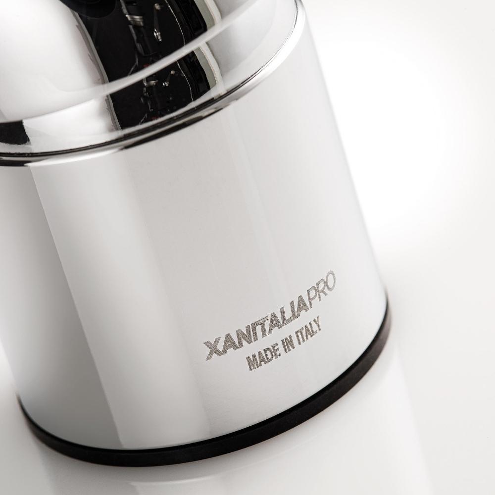 Piping kit with mixer and shower head