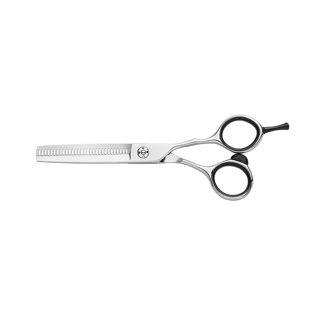Semi-offset professional cuting set with case