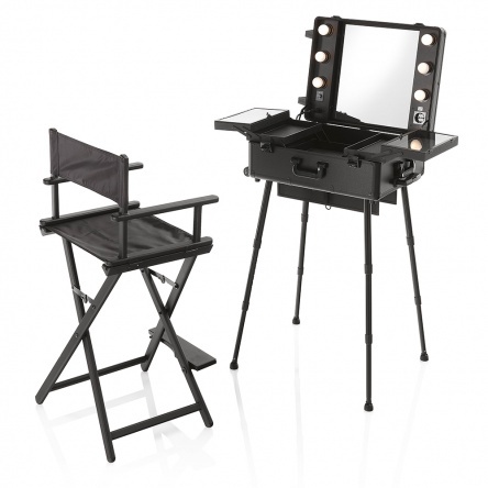 Meake-up chair